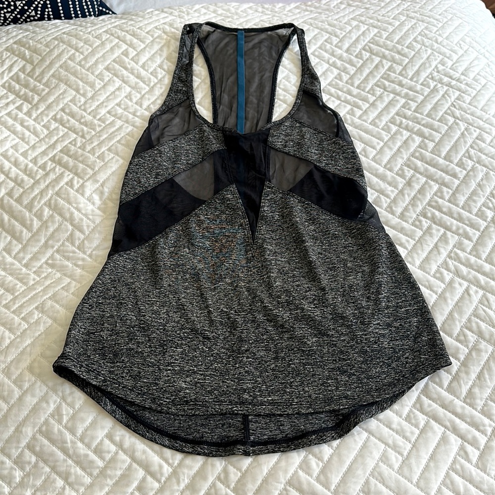 Lululemon if you’re lucky tank heathered black size 4
